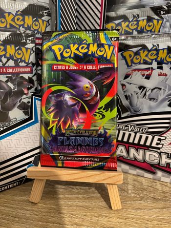 Booster Pokémon Flammes Fantasmagoriques rescellé 