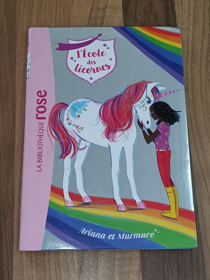 Livre École des licornes 🦄 tome 8 Ariana et Murmure - photo numéro 1