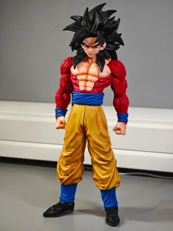 Figurine Dragon Ball GT : Goku SSJ4 29cm neuve avec boîte