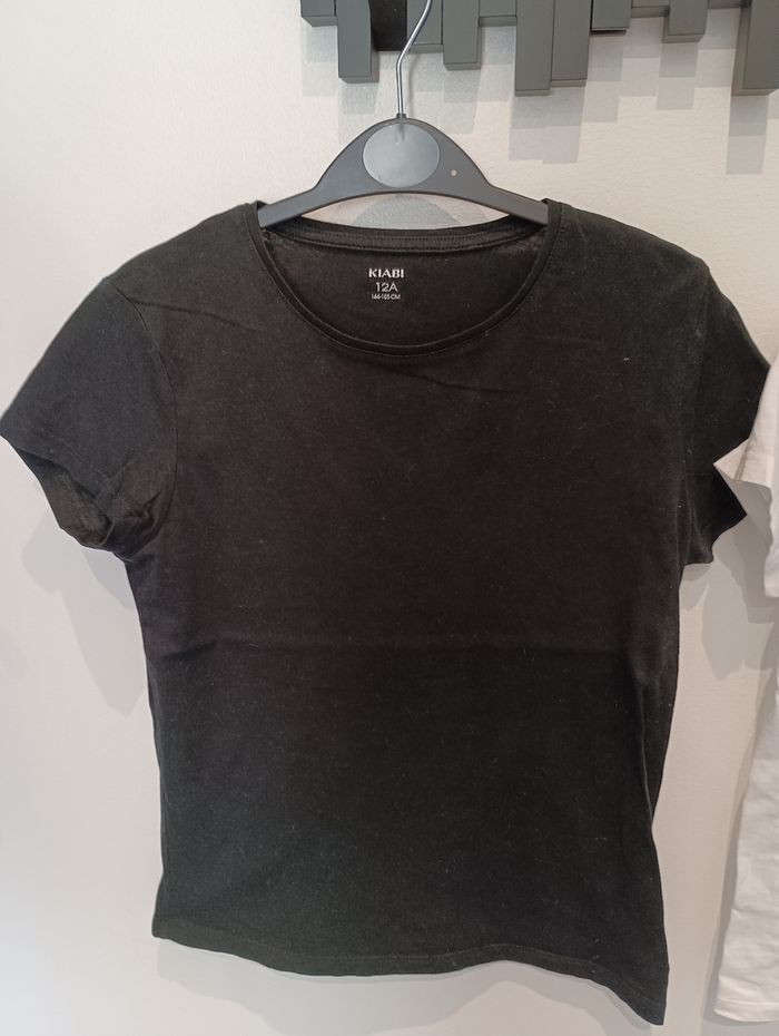 Lot de t-shirts - photo numéro 2