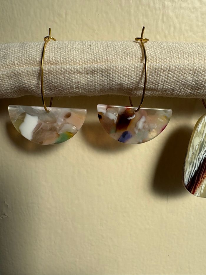 2 paires de boucles d’oreilles en acétate cellulosique (écaille de tortue ) - photo numéro 1