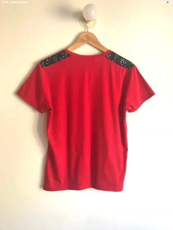 T-shirt homme manches courtes rouge et à message taille M - photo numéro 4