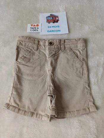 Short 24 mois tape a l oeil