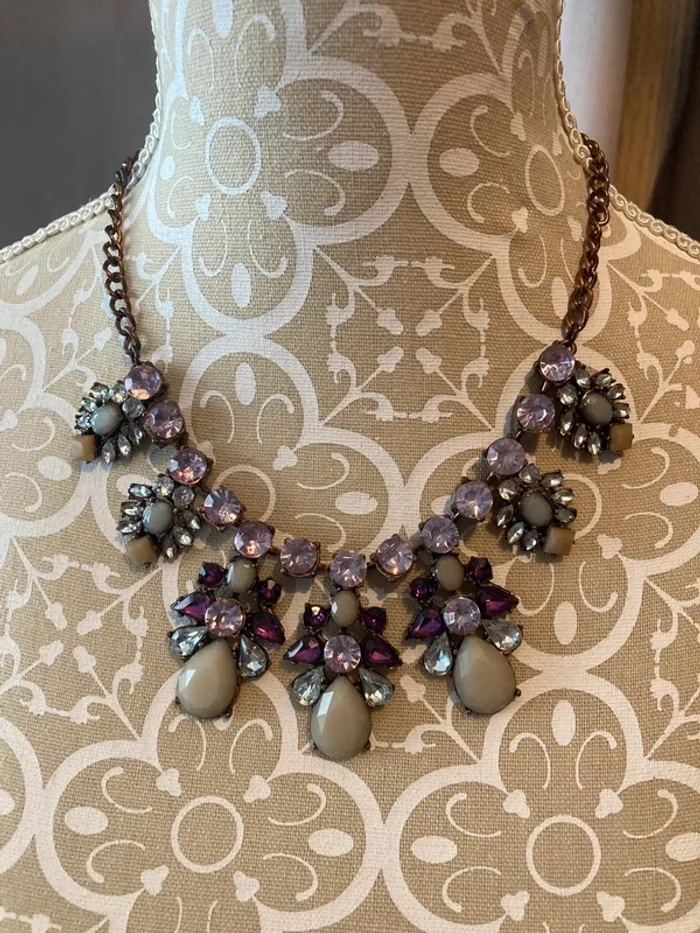 Collier Pierres grises et violettes