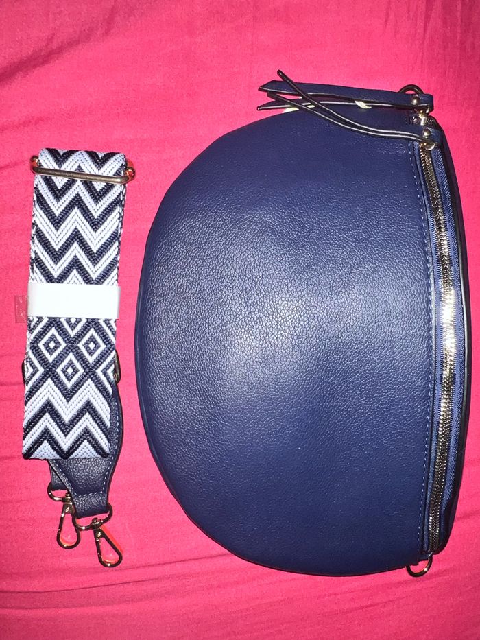 Bananes en cuir synthétique - photo numéro 3