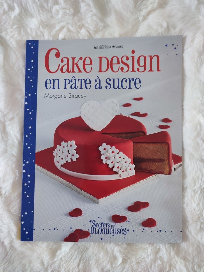 Cake design en pâte à sucre