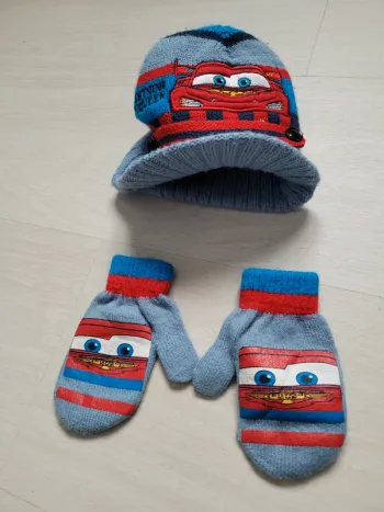 Casquette bonnet + gants Cars