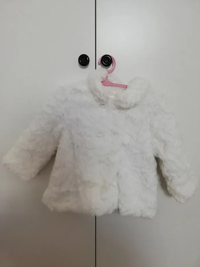 Veste velours blanc 9 mois neuf