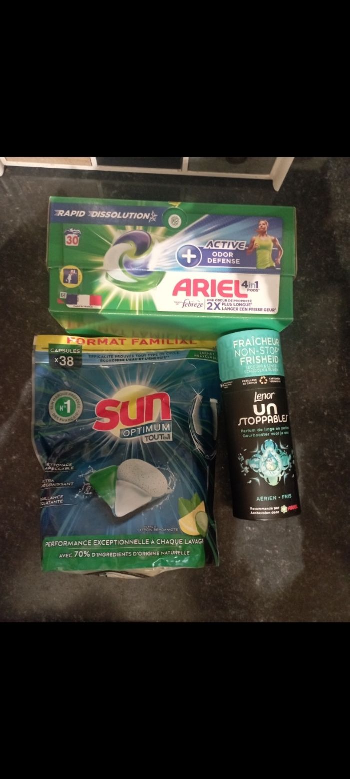 Lot Ariel et Sun et Lenor neuf 20€