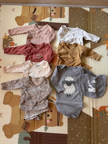 Vêtements fille en taille 3 mois