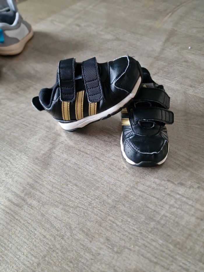 Jolies baskets Adidas - photo numéro 2