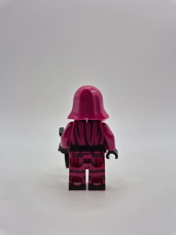 Figurine type lego soldat garde Squid Game - photo numéro 3