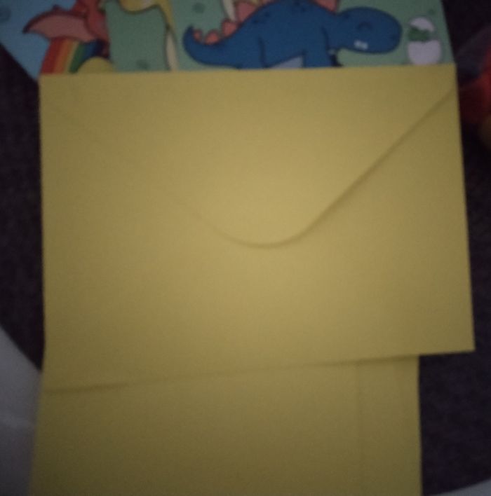 Lot 6 cartes anniversaire dinosaures + 6 enveloppes  et 24 ballons colorés neuf - photo numéro 5