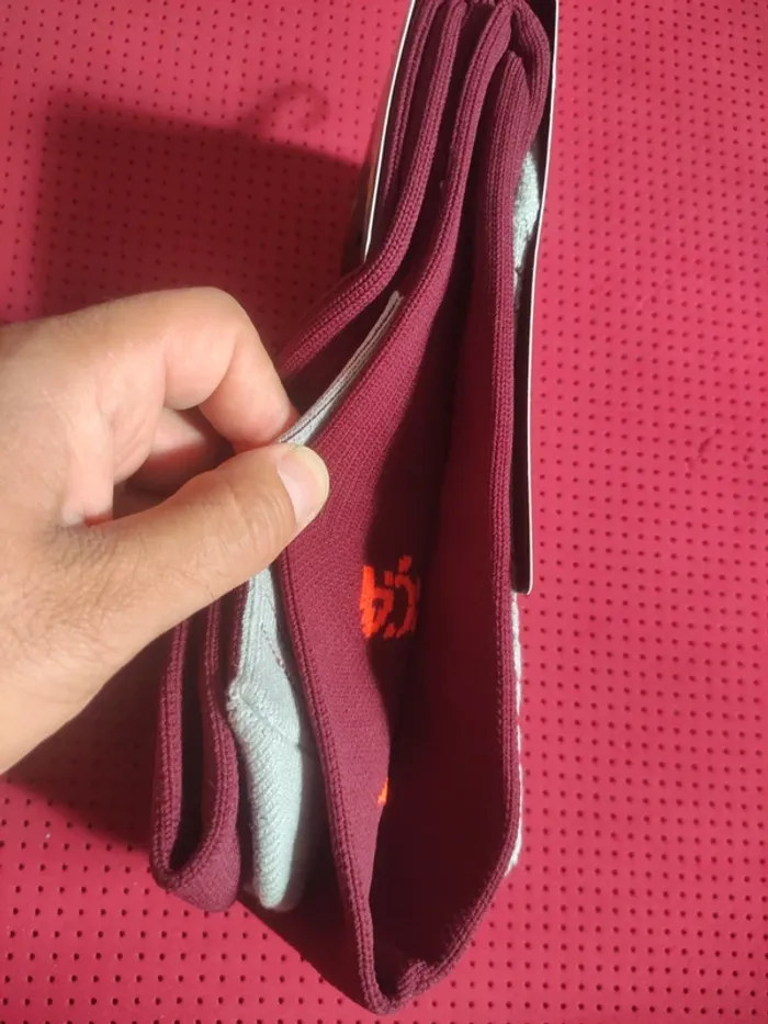 Chaussettes de foot FC Barcelone, Nike Authentique Officiel taille 38/42, Neuf - photo numéro 6