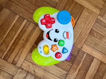 Manette de jeu factice
