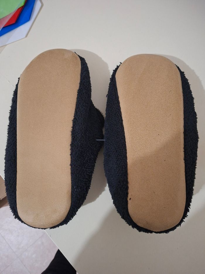 Chaussons femme neuve - photo numéro 3