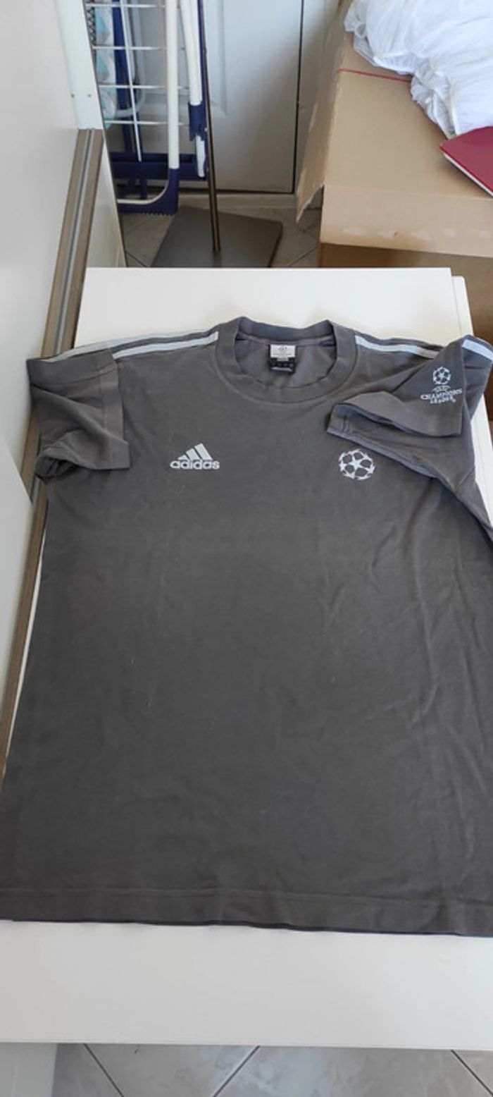 T shirt adidas