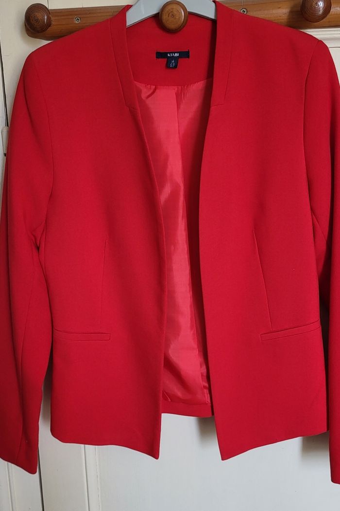 Veste rouge kiabi T38