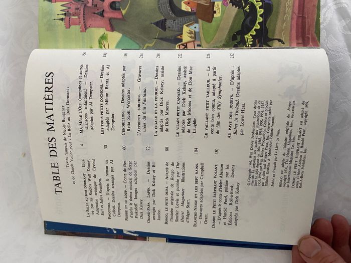 livre disney le monde enchanté pays des merveilles - photo numéro 8