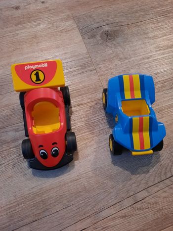 2 voitures de courses Playmobil 1 2 3