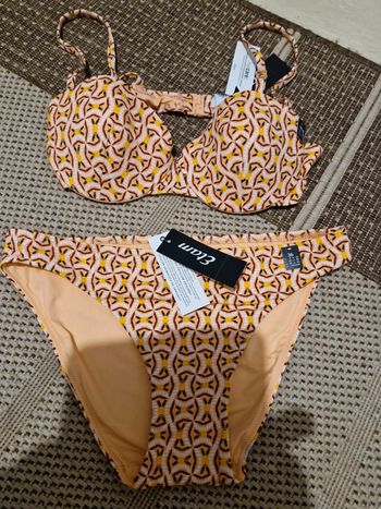 Maillot de bain Etam 36- 90B valeur 50€