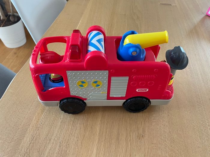 Camion pompiers Fisher price - photo numéro 5