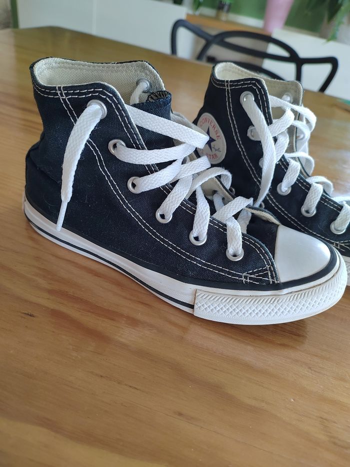 Converse noire - photo numéro 2