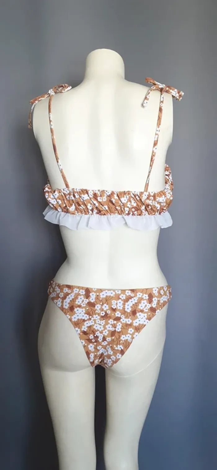 Joli maillot de bain - photo numéro 5