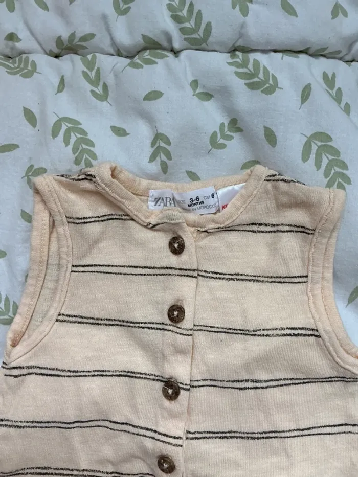 combinaison légère beige rayures zara 3/6 mois - photo numéro 4