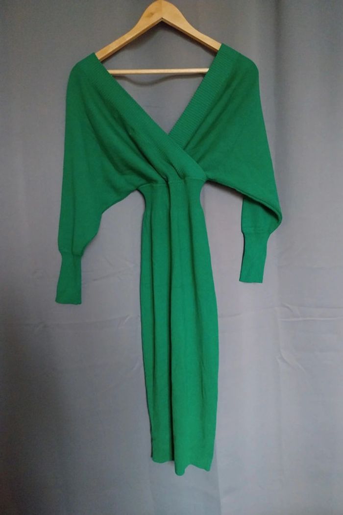 Robe verte avec ceinture - photo numéro 2