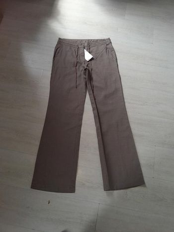 Beau pantalon large lin coton Larah createur modèle Nora taupe