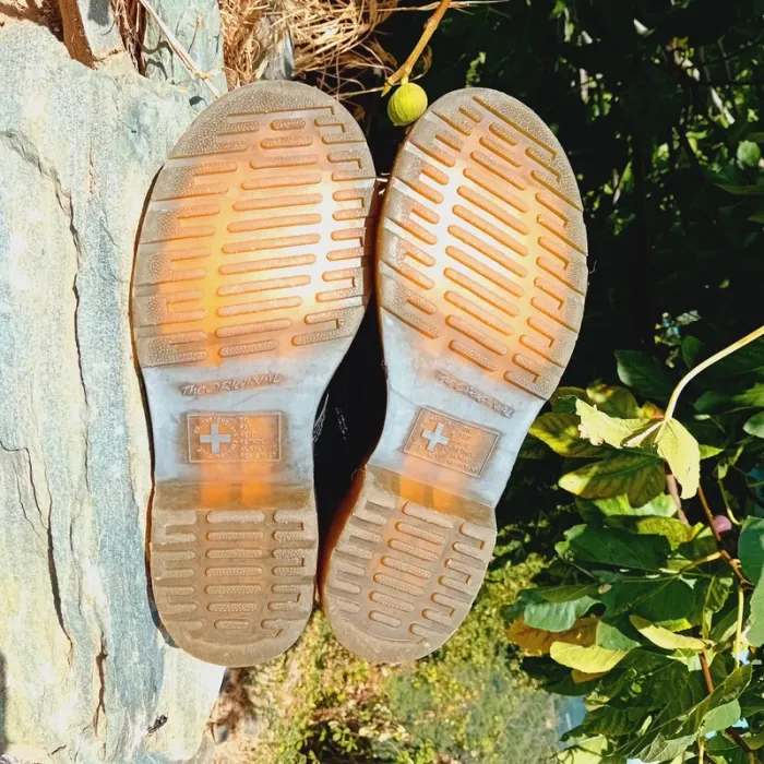 Dr. Martens Vonda roses brodées 37 - photo numéro 8