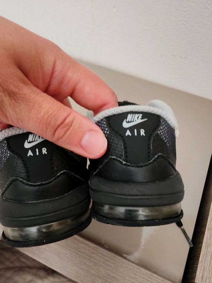 Basket Nike taille 23.5 - photo numéro 5