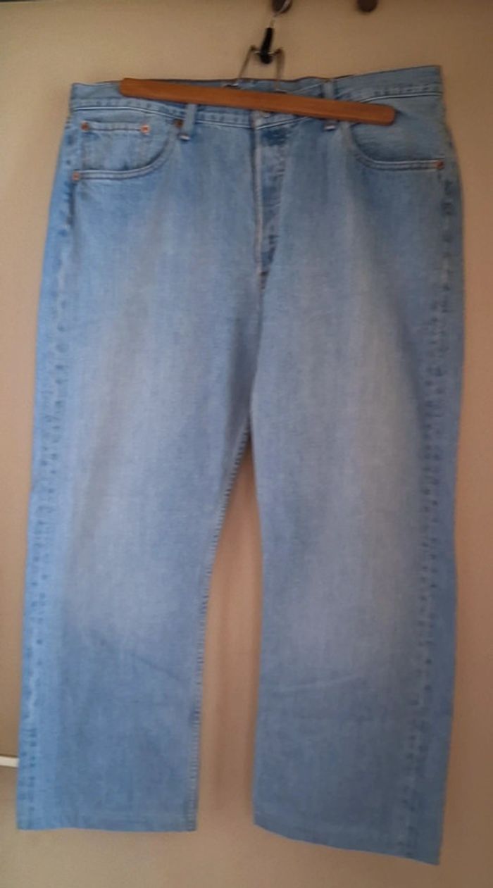 Jean's 501 Levi's taille 48 - photo numéro 2