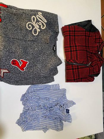 2€ le vêtement  plusieurs marques taille Xs  (6€ le lot )