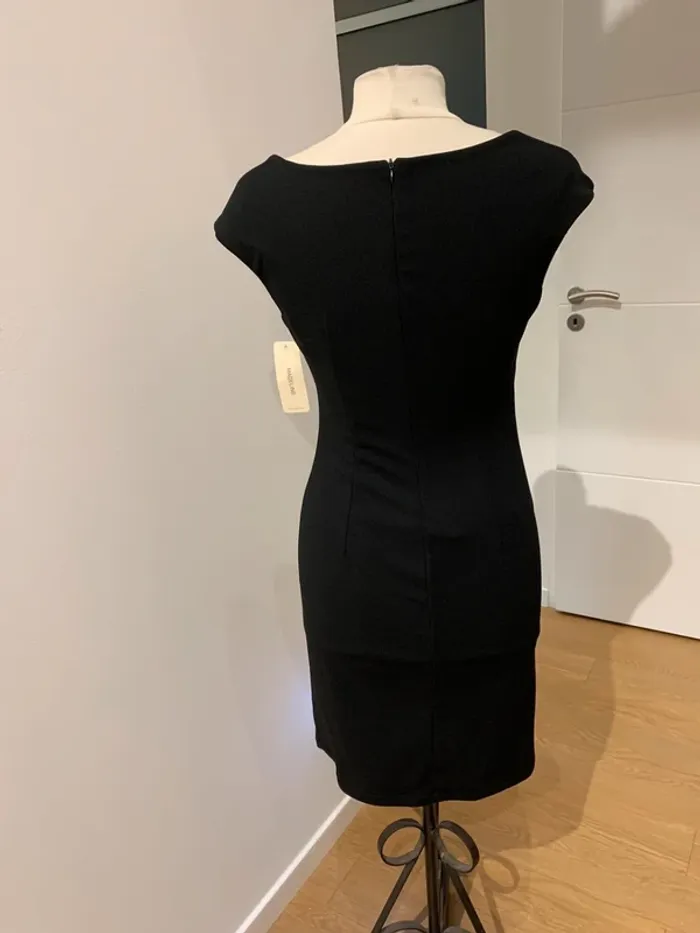 Magnifique Robe noire neuve 🌸 M 38 - photo numéro 6