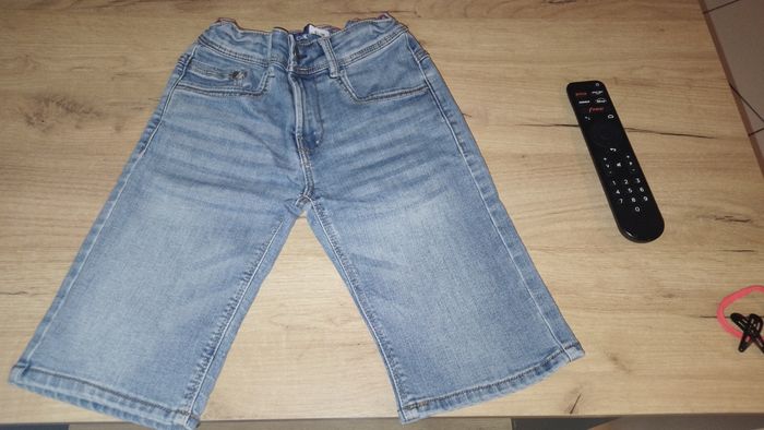 Short ados