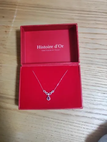 Collier or blanc rubis diamants