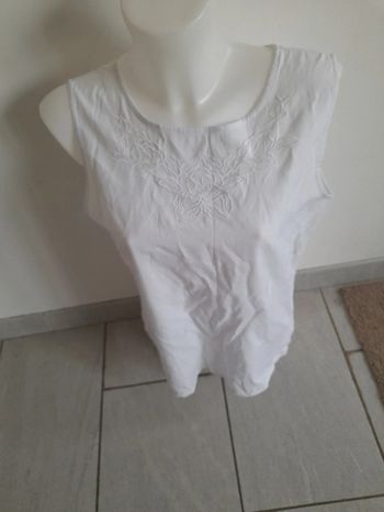 Blouse sans manche