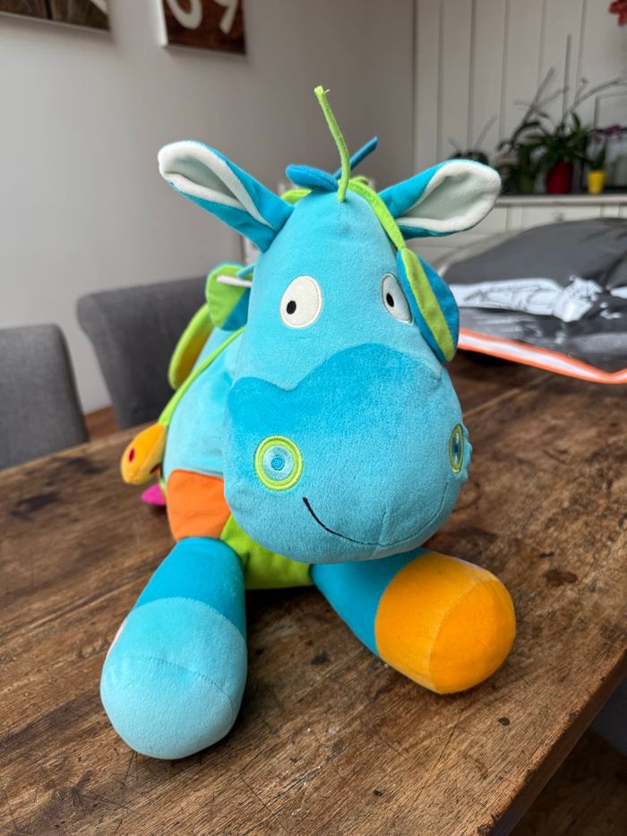 Grosse peluche éveil cheval coloré