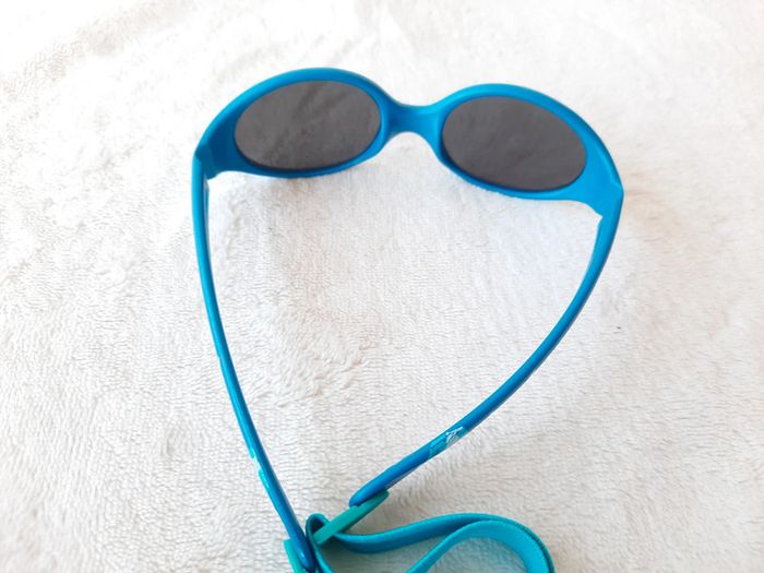 Lunette de soleil - photo numéro 4