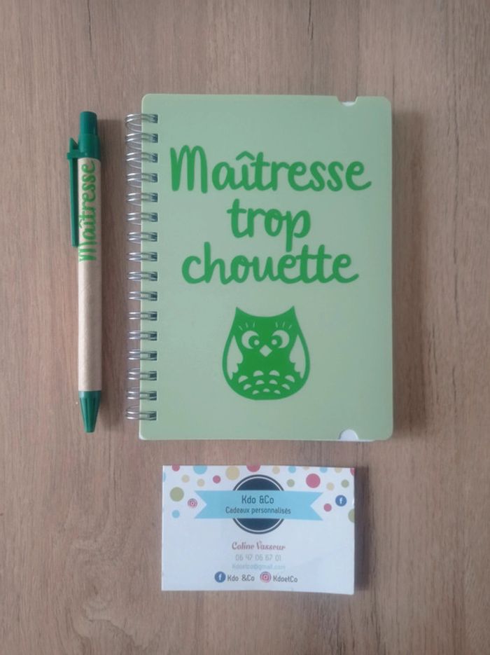 Ensemble carnet et stylo maîtresse trop chouette