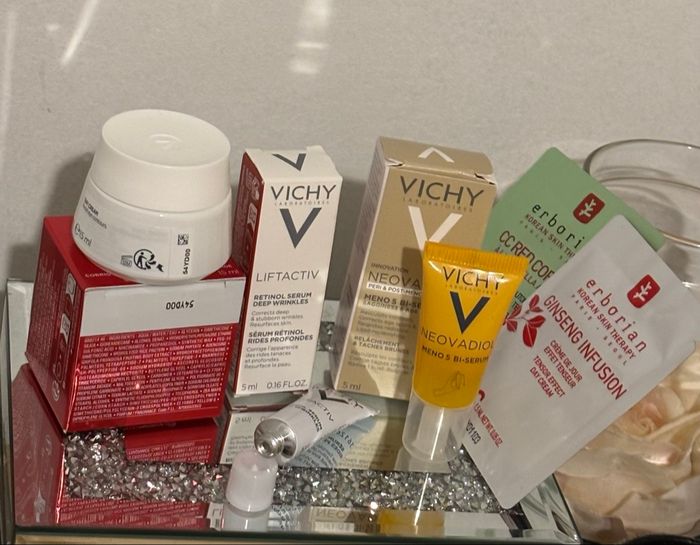 VICHY crème anti âge -sérum anti rides-anti taches - photo numéro 2