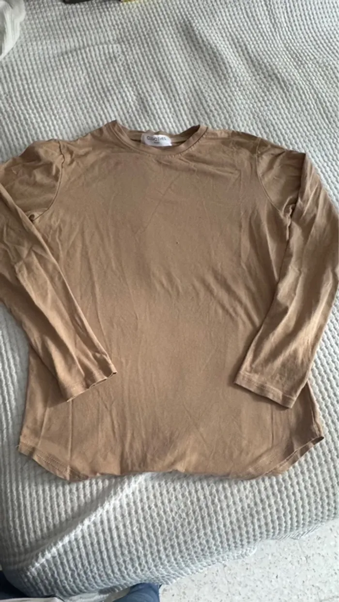 Top homme manche longue taille S (14-16 ans)