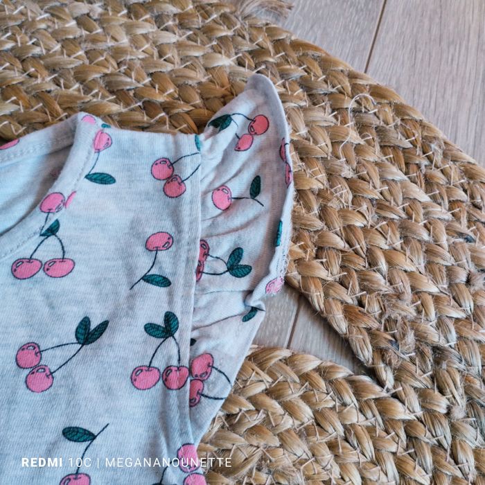 🍒 Robe motif cerises – 5 ans / 110 cm – Primark – Très bon état - photo numéro 4