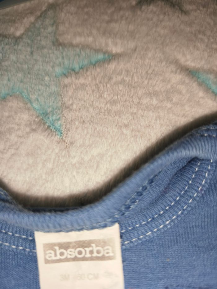 Bodie manches longues Absorba bleu taille 3 mois - photo numéro 3