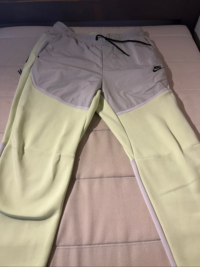 Bas Nike tech - photo numéro 2