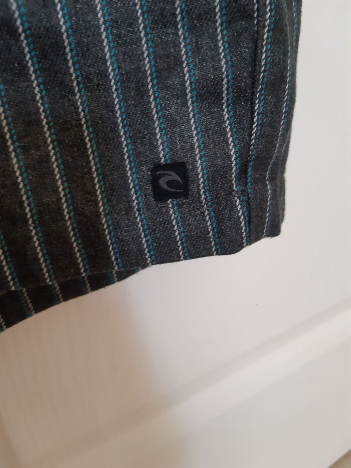 Short bermuda rayé / taille L / Rip Curl - photo numéro 4