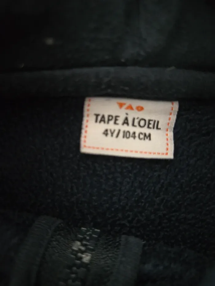 Veste zippée à capuche 4ans - photo numéro 2