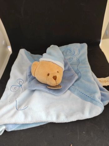 Ours Bear Marron Bleu Blue Baby Nat' doudou plat mouchoir #geektradedoudou